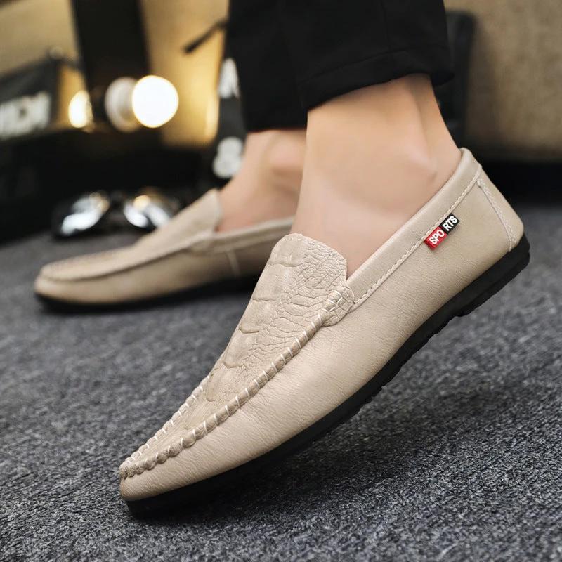 Men's Slip-on Casual Pattern Shoes by GJG Denim