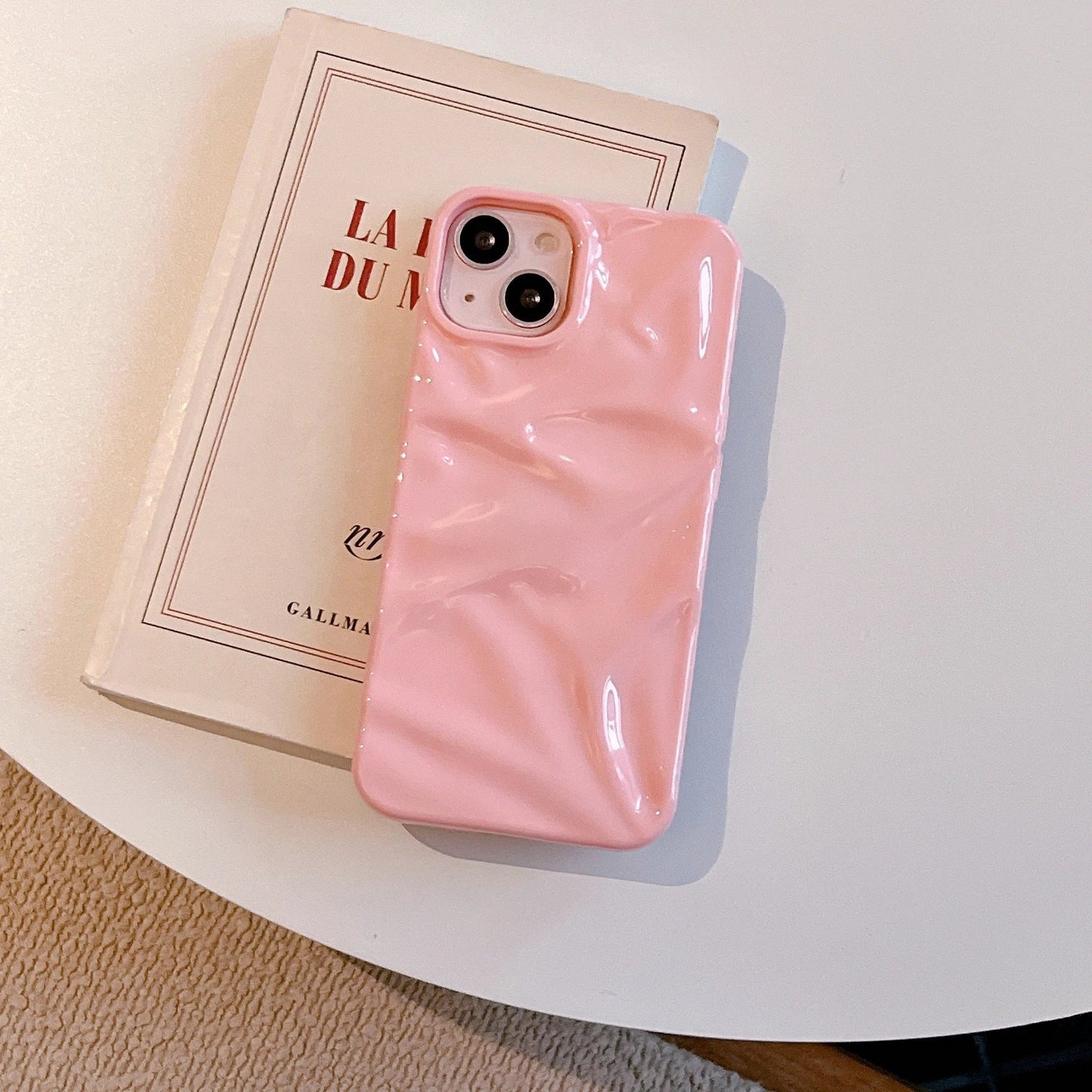 Electroplating Three-dimensional Pleated Phone Case by GJG Denim