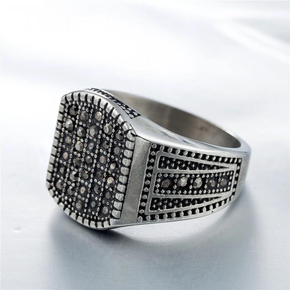 Men's Vintage Diamond-studded Titanium Ring by GJG Denim