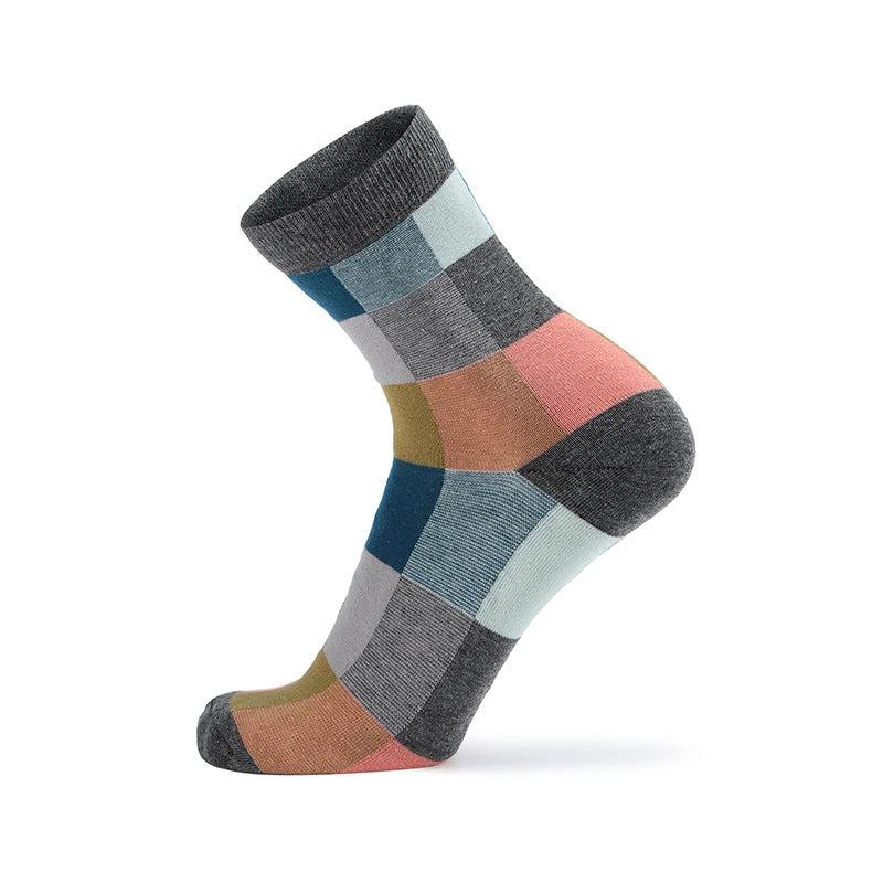 Men's Medium Tube Classic Plaid Cotton Socks by GJG Denim