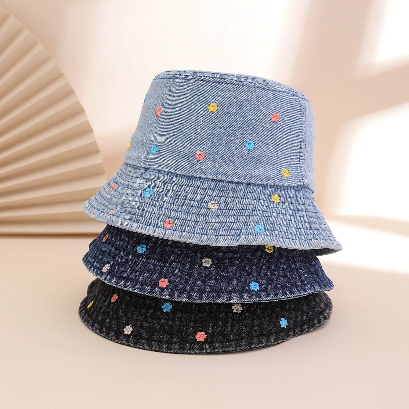 Korean-style Water-washed Embroidered Full-pattern Small Floral Fisherman Hat, Energetic And Cute Flat-top Cap, Suitable For Outdoor Wear. by GJG Denim