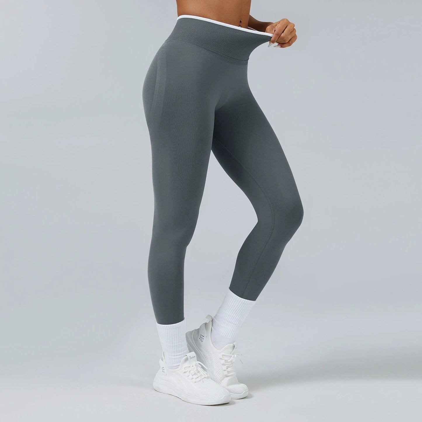 Seamless Knitted Tight High Waist Quick-drying Sports Yoga Pants by GJG Denim