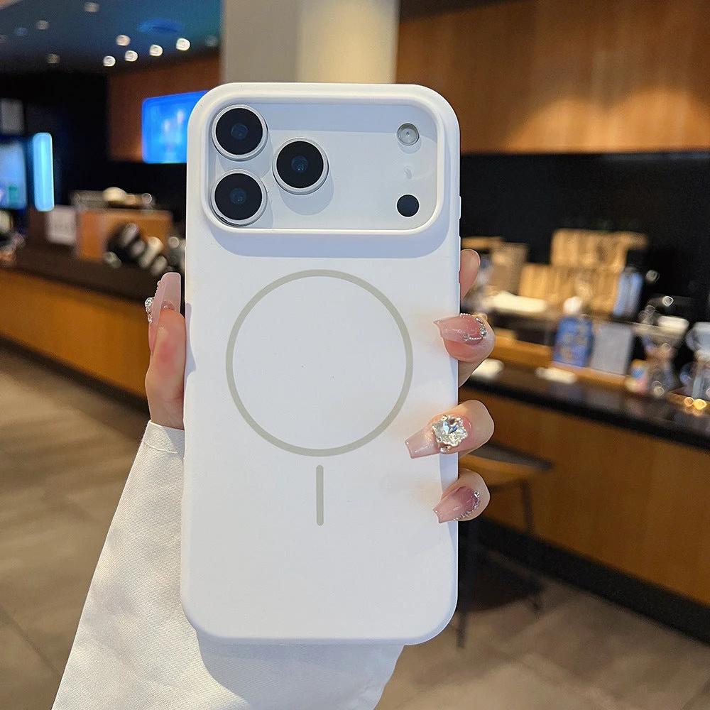 Simple Large Hole Fine Circle Silicone Magnetic Phone Case by GJG Denim