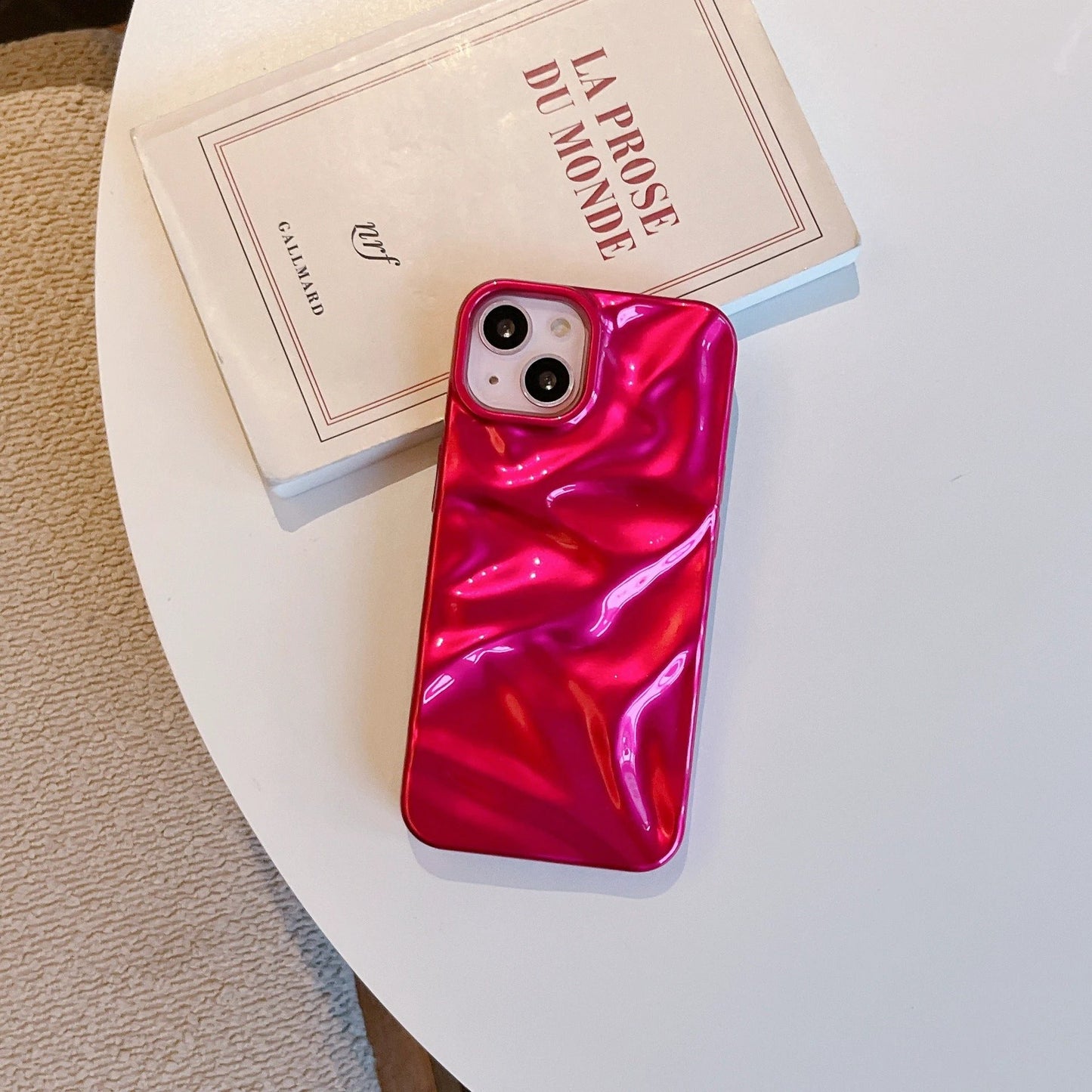 Electroplating Three-dimensional Pleated Phone Case by GJG Denim