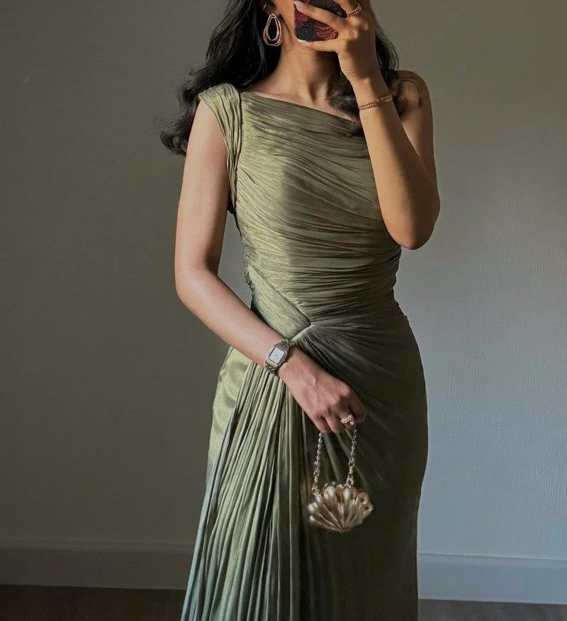 Pleated Ribbon Shiny Evening Dress by GJG Denim
