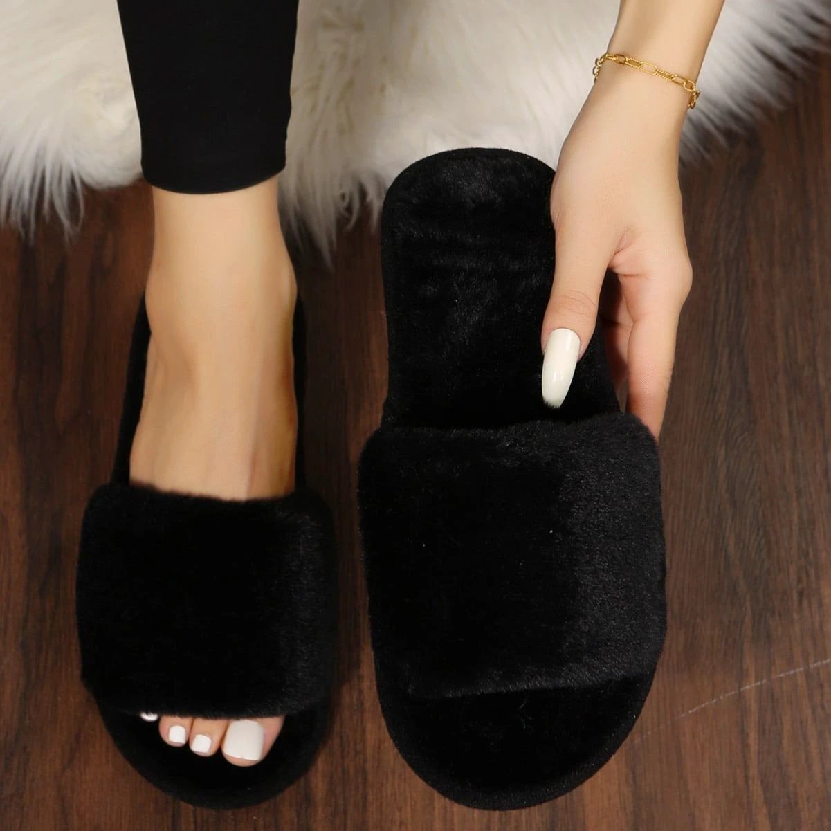 Fluffy Women's Indoor Lazy Plush Slippers Flat Cotton Slippers by GJG Denim