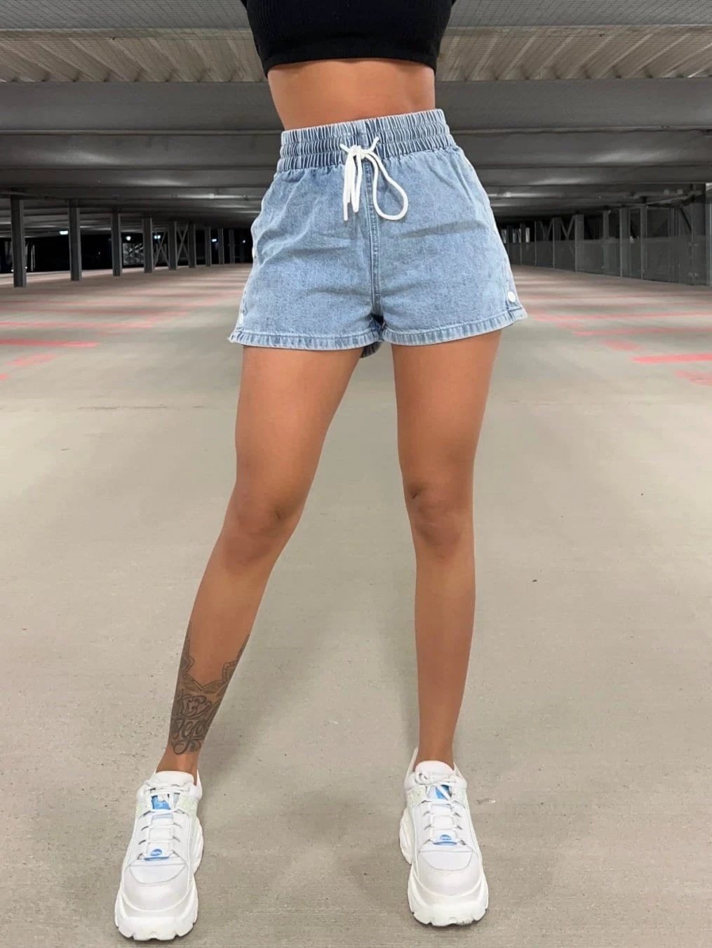 Commuter's All-matching Elastic Pure Color Slimming Denim Shorts by GJG Denim