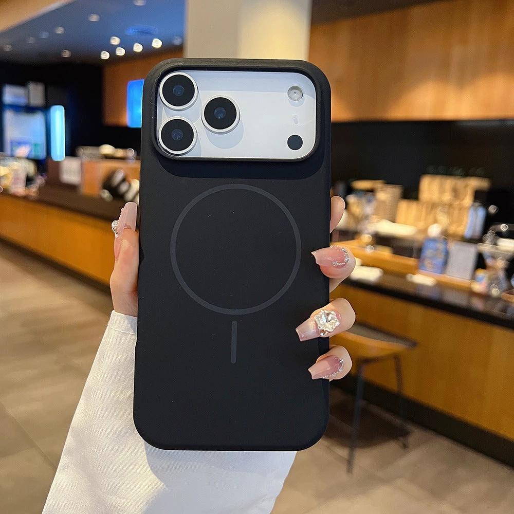 Simple Large Hole Fine Circle Silicone Magnetic Phone Case by GJG Denim
