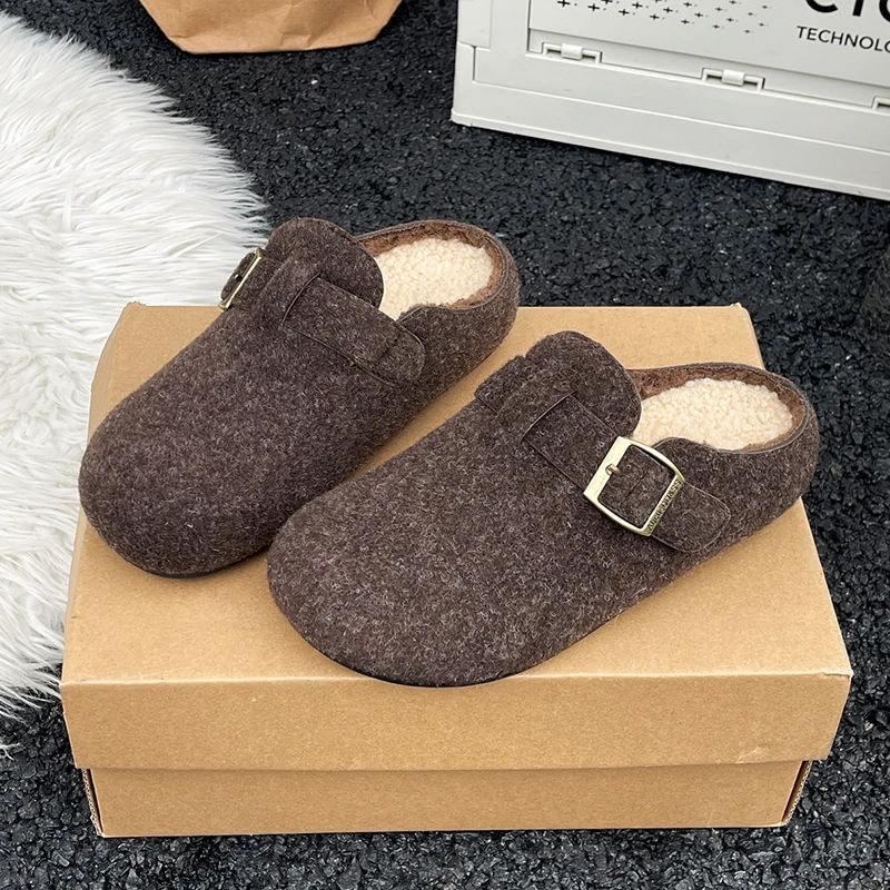 Womens Stylish Casual Wool And Cotton Slippers by GJG Denim