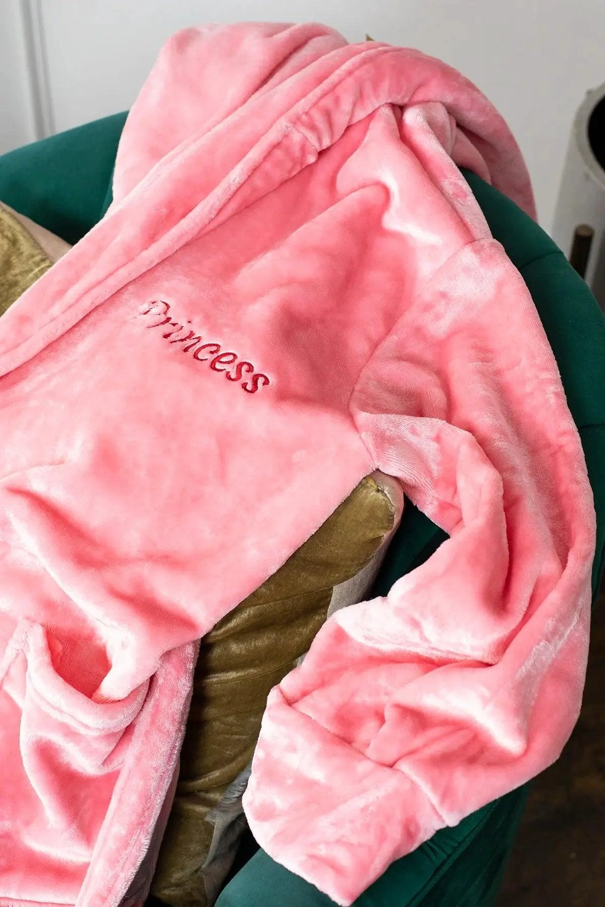 Women’s Plush Hooded Robe - Spa-Worthy Comfort at Home by Lotus Linen