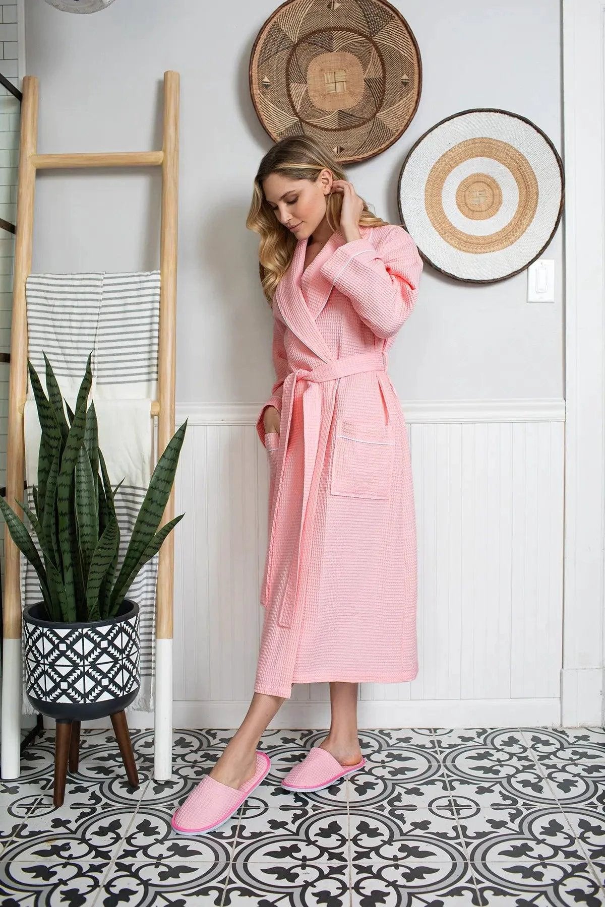 Women’s Waffle Piping Bathrobe – Lightweight Spa-Style Comfort by Lotus Linen