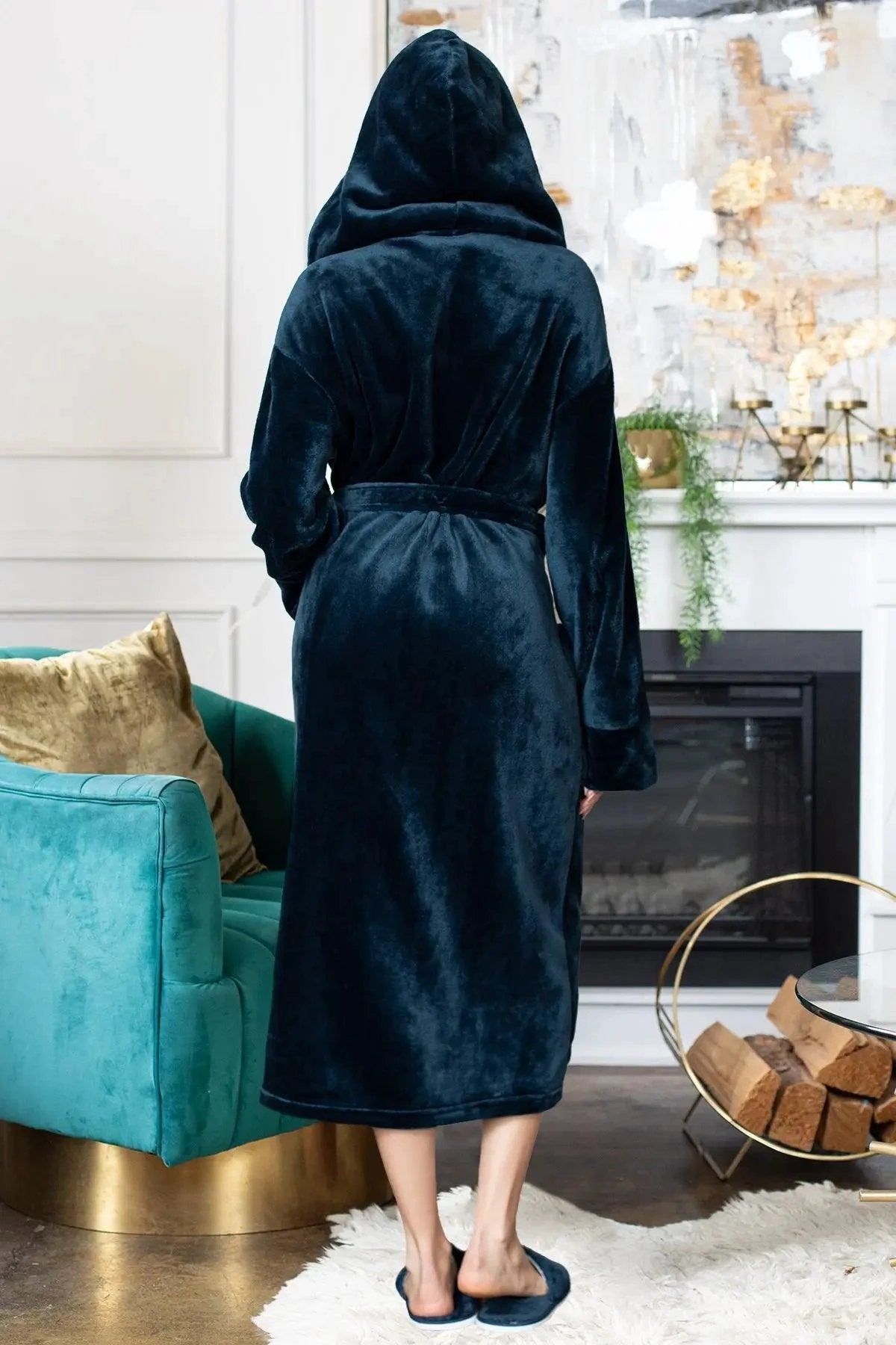 Women’s Plush Hooded Robe - Spa-Worthy Comfort at Home by Lotus Linen
