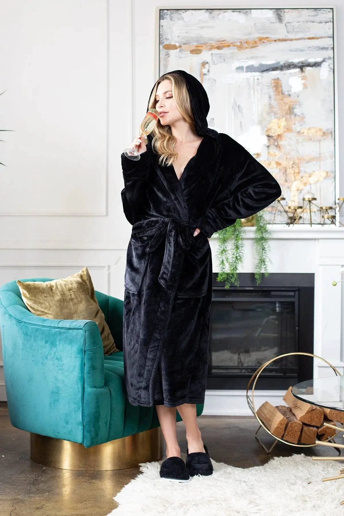 Women’s Plush Hooded Robe - Spa-Worthy Comfort at Home by Lotus Linen