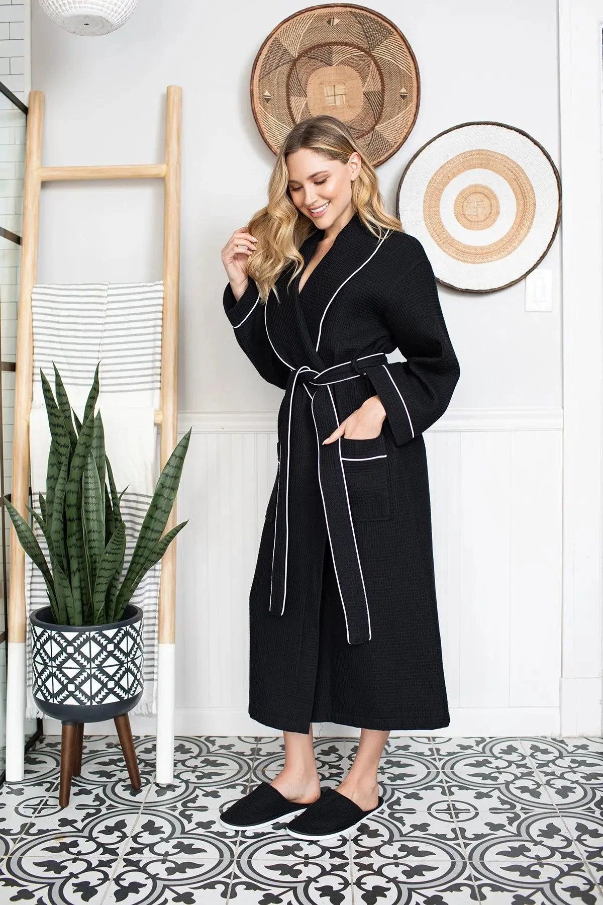Women’s Waffle Piping Bathrobe – Lightweight Spa-Style Comfort by Lotus Linen